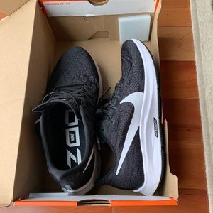 Women’s Nike Air Zoom Pegasus 36 Shoes